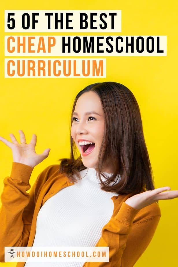 On a tight budget? Discover 5 of the best cheap homeschooling curriculum on the market today. Here we review programs that everyone can afford, no matter your budget! #cheaphomeschoolcuriculum #affordablehomeschoolcurriculum